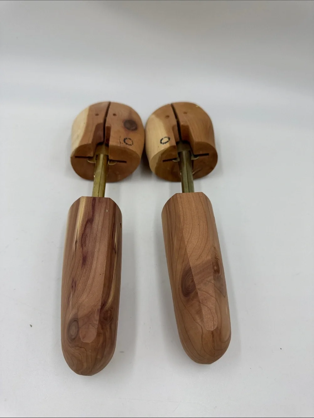 Allen Edmonds Cedar Shoe Trees - Natural Reddish-Brown